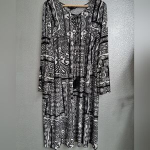 Danillo Boutique Print Dress With Bell Sleeves